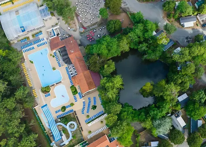 Mobile 131 Bois Dormant Кемпинг