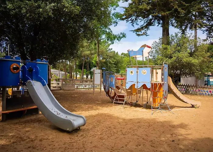 Mobile 131 Bois Dormant Кемпинг *