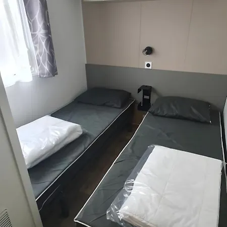 营地 Mobile 131 Bois Dormant 圣让-德蒙